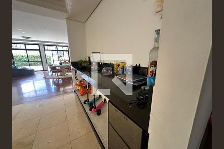 Bar de casa de condomínio para alugar com 7 quartos, 833m² em Jardim Paulista, Barueri