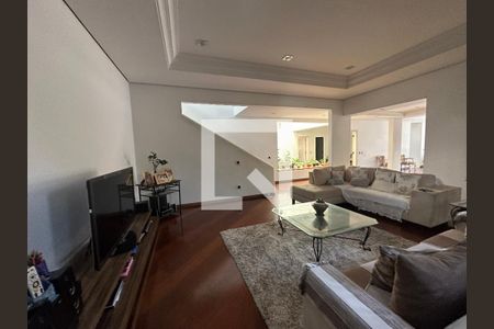 Sala de casa de condomínio para alugar com 7 quartos, 833m² em Jardim Paulista, Barueri