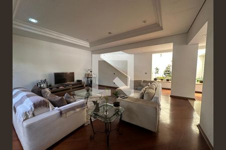 Sala de casa de condomínio para alugar com 7 quartos, 833m² em Jardim Paulista, Barueri
