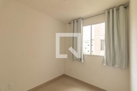 Quarto 1 de apartamento para alugar com 2 quartos, 43m² em Umbará, Curitiba