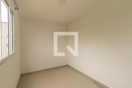 Quarto 2 de apartamento para alugar com 2 quartos, 43m² em Umbará, Curitiba