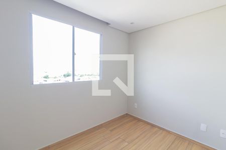 Quarto 2 de apartamento para alugar com 2 quartos, 40m² em Vila Chabilandia, São Paulo