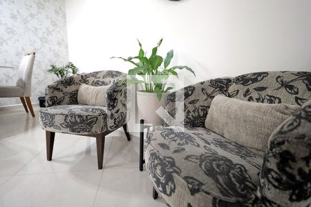 Sala de casa de condomínio à venda com 2 quartos, 88m² em Utinga, Santo André