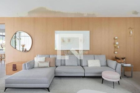 Casa à venda com 4 quartos, 420m² em Centro Comercial Jubran, Barueri