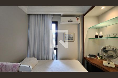 Quarto 1 de apartamento para alugar com 4 quartos, 186m² em Ondina, Salvador