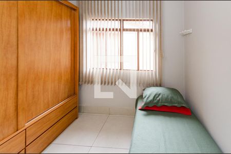 Quarto 2 de casa à venda com 3 quartos, 303m² em Caiçara-adelaide, Belo Horizonte