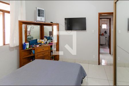 Quarto 1 de casa à venda com 3 quartos, 303m² em Caiçara-adelaide, Belo Horizonte