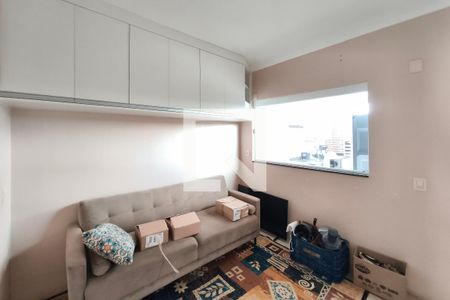 Sala de TV de casa de condomínio à venda com 2 quartos, 93m² em Vila Campos Sales, Campinas