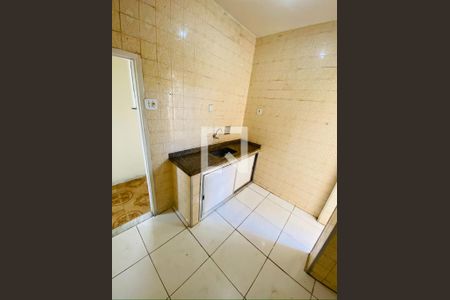 Cozinha de apartamento para alugar com 2 quartos, 67m² em Quintino Bocaiúva, Rio de Janeiro