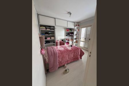 Quarto de casa à venda com 3 quartos, 200m² em Niterói, Canoas