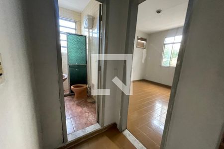 Corredor de casa para alugar com 1 quarto, 100m² em Engenho do Porto, Duque de Caxias
