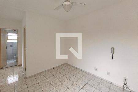 Sala de apartamento para alugar com 2 quartos, 50m² em Jardim Nova Mercedes, Campinas