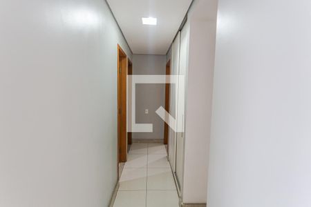 Corredor de apartamento à venda com 3 quartos, 78m² em Silveira, Belo Horizonte