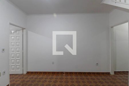 Sala de casa para alugar com 4 quartos, 149m² em Parque Luis Mucciolo, São Paulo