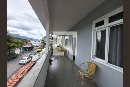 Varanda - Sala de casa para alugar com 2 quartos, 150m² em Curicica, Rio de Janeiro