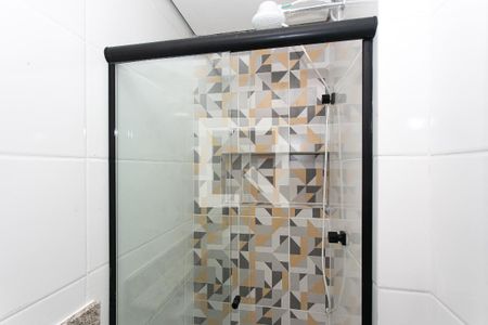 Banheiro de apartamento para alugar com 1 quarto, 30m² em Penha de França, São Paulo