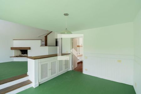 Casa para alugar com 5 quartos, 380m² em Jardim Sao Bento, São Paulo