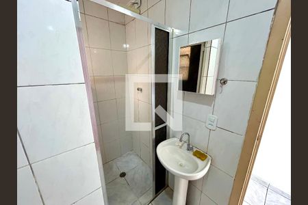 Banheiro e Área de Serviço de apartamento à venda com 1 quarto, 35m² em Jardim Santa Mena, Guarulhos