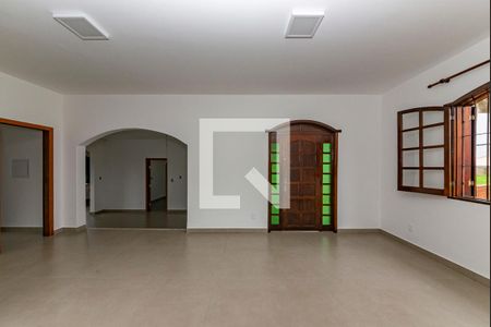 Sala 1 de casa para alugar com 5 quartos, 525m² em Palmeiras , Belo Horizonte
