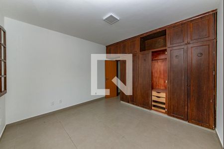 Quarto 3 de casa para alugar com 5 quartos, 525m² em Palmeiras , Belo Horizonte