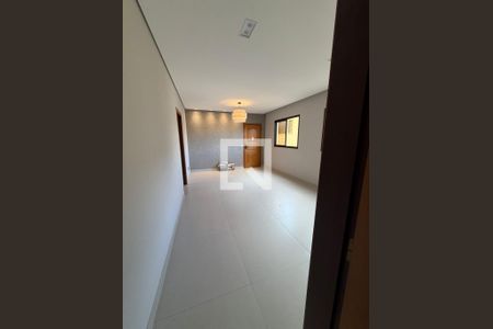 Sala de apartamento para alugar com 3 quartos, 65m² em Santa Mônica, Uberlândia