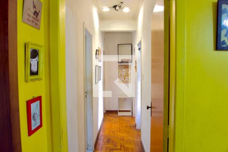 Corredor de apartamento à venda com 3 quartos, 105m² em Padre Eustáquio, Belo Horizonte