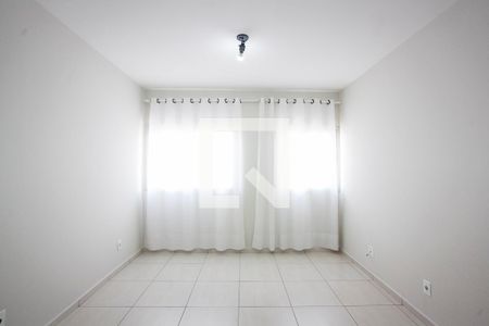 Sala de apartamento para alugar com 1 quarto, 43m² em Osvaldo Rezende, Uberlândia