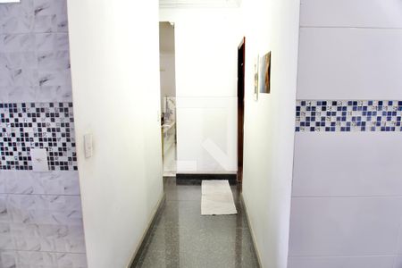 Corredor de casa à venda com 3 quartos, 220m² em Dom Cabral, Belo Horizonte