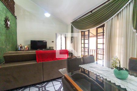 Sala de casa à venda com 3 quartos, 220m² em Jardim Nossa Senhora do Carmo, São Paulo