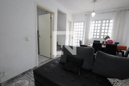 Sala de casa de condomínio à venda com 3 quartos, 120m² em Vila Metalúrgica, Santo André