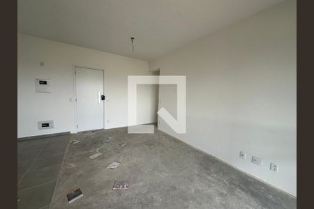 Sala de apartamento à venda com 2 quartos, 70m² em Vila Creti, Barueri