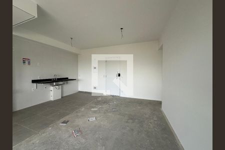 Sala de apartamento à venda com 2 quartos, 70m² em Vila Creti, Barueri