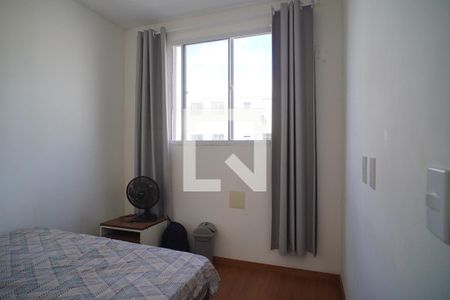 Quarto 2 de apartamento para alugar com 2 quartos, 40m² em Santa Fé, Porto Alegre