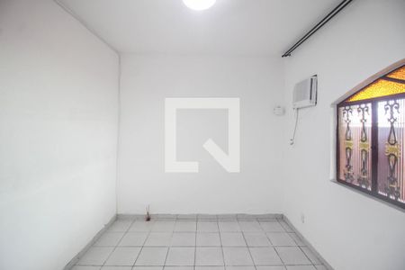 Quarto 1 de casa para alugar com 3 quartos, 225m² em Olinda, Nilópolis