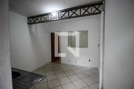 Casa para alugar com 1 quarto, 29m² em Jardim California, Sorocaba