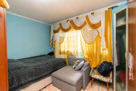 Quarto 1 de casa para alugar com 3 quartos, 250m² em Jardim Santa Adelia, São Paulo