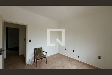 Casa à venda com 5 quartos, 130m² em Jardim Ivana, São Paulo