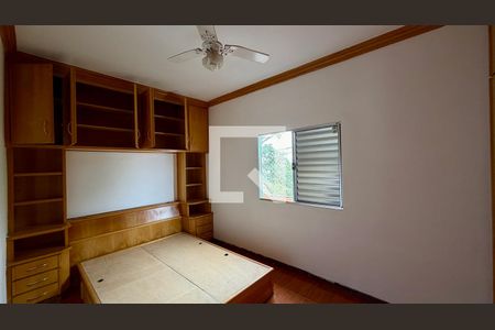 Casa à venda com 5 quartos, 130m² em Jardim Ivana, São Paulo