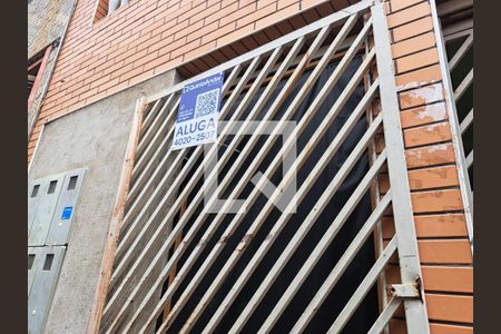 PLACA de casa para alugar com 1 quarto, 30m² em Jardim Primeiro de Maio (chacara Fazendinha), Osasco