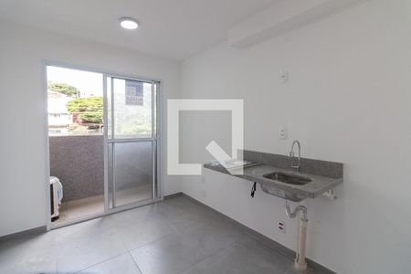 Sala - Cozinha de apartamento para alugar com 1 quarto, 24m² em Vila Lageado, São Paulo