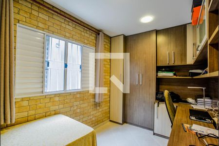 Quarto 1 de casa à venda com 8 quartos, 377m² em Jardim Guarará, Santo André