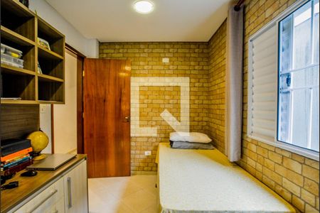 Quarto 1 de casa à venda com 8 quartos, 377m² em Jardim Guarará, Santo André