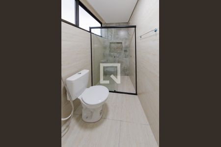 Banheiro de kitnet/studio para alugar com 1 quarto, 28m² em Minas Brasil, Belo Horizonte