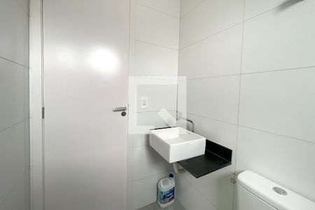 Banheiro da Suíte 1 de apartamento à venda com 2 quartos, 55m² em Buritis, Belo Horizonte