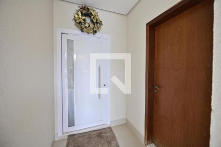 Casa de Condomínio para alugar com 4 quartos, 276m² em Jardim Mariliza, Goiânia