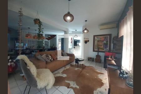 Casa para alugar com 4 quartos, 1384m² em Lagoa da Conceição, Florianópolis