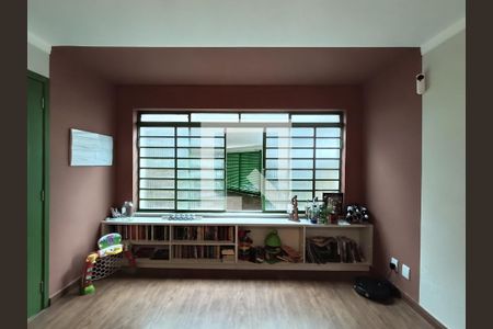 Casa à venda com 3 quartos, 160m² em Chácara Inglesa, São Paulo