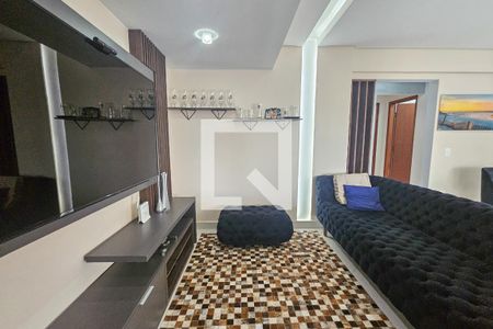 Sala de apartamento para alugar com 3 quartos, 133m² em Balneario Guarujá, Guarujá
