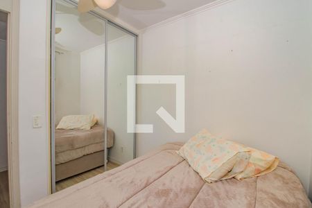 Quarto 1 de apartamento para alugar com 3 quartos, 67m² em Humaitá, Porto Alegre