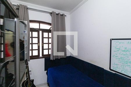 Quarto 1 de casa para alugar com 3 quartos, 225m² em Chácara Adriana Aparecida, Carapicuíba